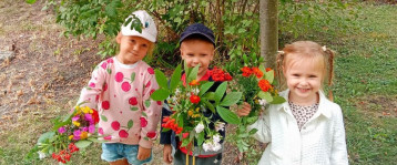 День разноцветных букетов. День разноцветных букетов.